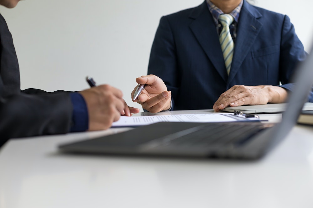 L'extrait Kbis et la responsabilité juridique des dirigeants d'entreprise