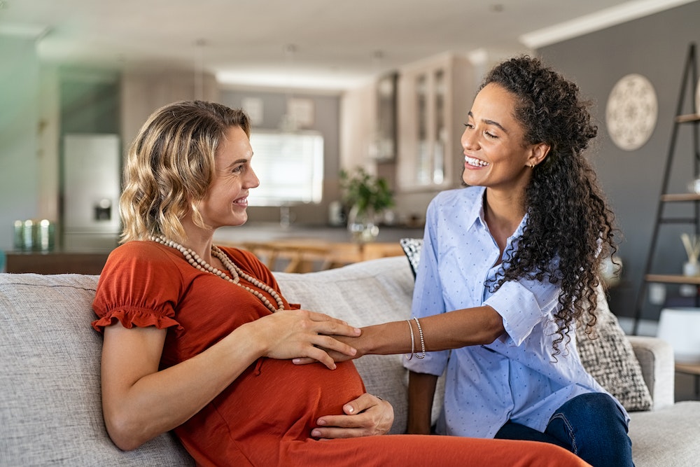 Légalisation de la Gestation pour Autrui (GPA) : un débat juridique et éthique complexe