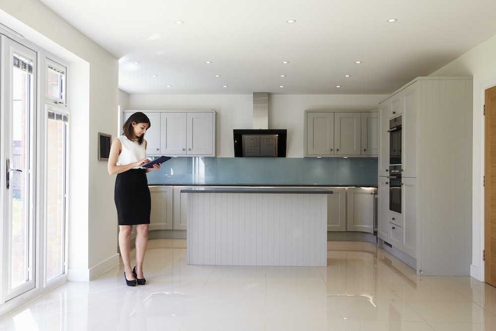 La loi Hoguet et l'estimation immobilière : un encadrement légal primordial