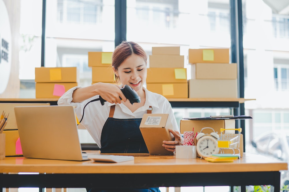 Tout savoir sur les informations légales à faire figurer sur les étiquettes à code-barres