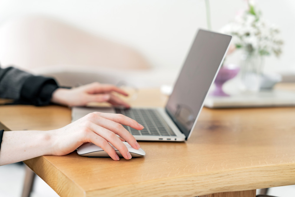 Comment savoir si un site Internet est légal en France : guide complet