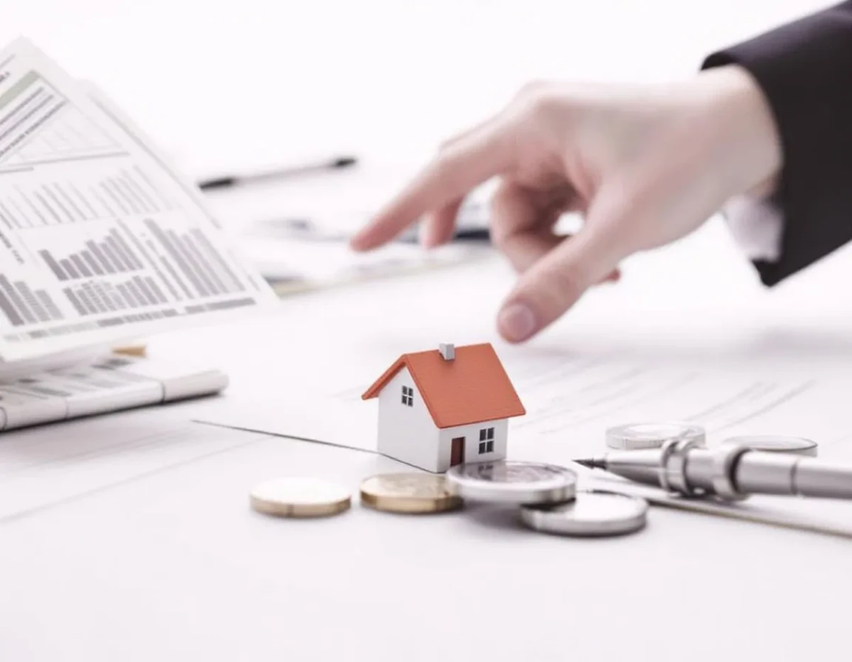 Stratégies patrimoniales pour minimiser l'impact de la nouvelle taxation immobilière 2025